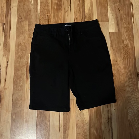 black size 8 jean shorts - Picture 1 of 1